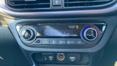 Hyundai i10 1.0 [63] Premium 5dr Auto [Nav] Petrol Hatchback